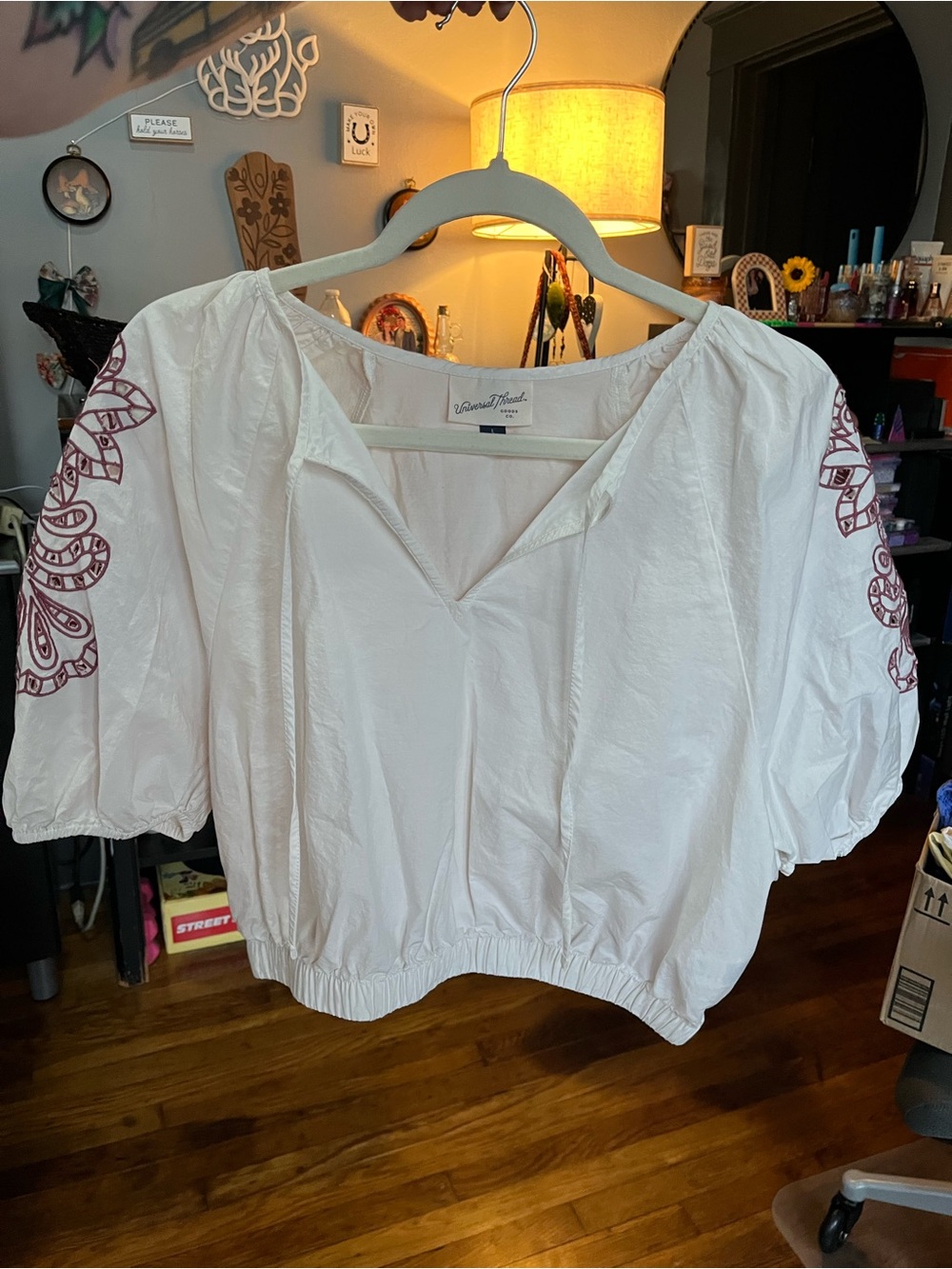 Universal Thread White Peasant Crop Top with Maroon Sleeve Embroidery